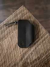 Load image into Gallery viewer, Light slip