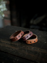 Load image into Gallery viewer, Double stud bracelet