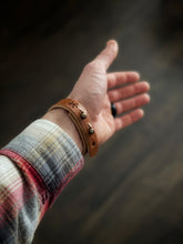 Load image into Gallery viewer, Double stud bracelet