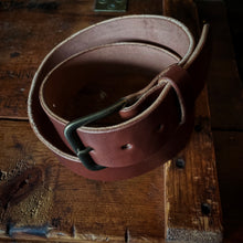 Load image into Gallery viewer, ‘Medium brown’ men’s belt
